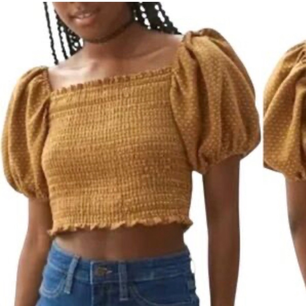 Wild Fable Extreme Balloon Sleeve White Dot Crop Top